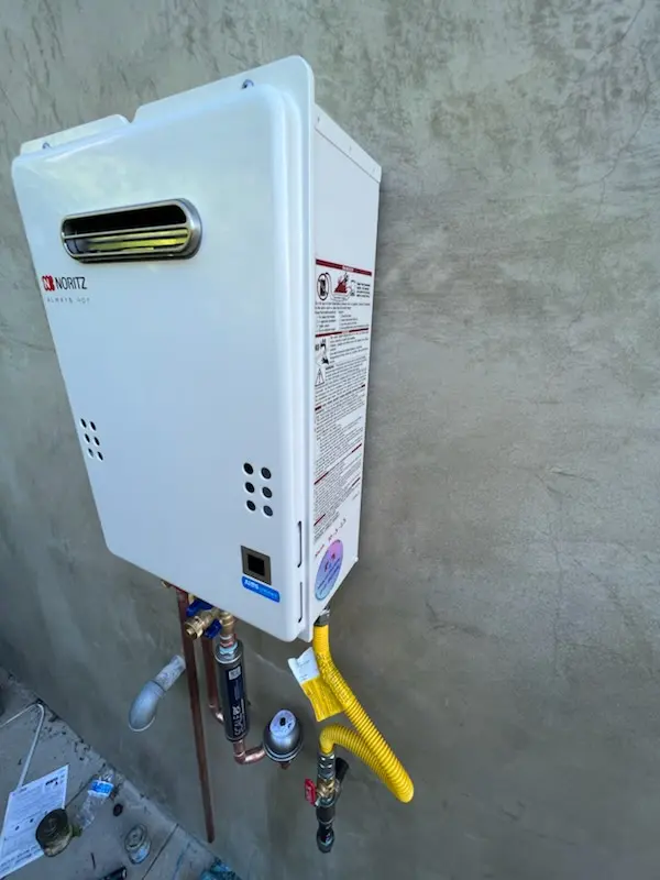 Tankless water heater installation for Palatka homes